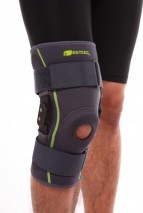 Hinged knee support